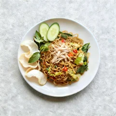 MIE-TUMIS-AYAM-SUWIR.webp